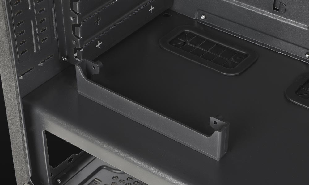 Interior caja gaming Auriga con Sujeción vertical de VGA